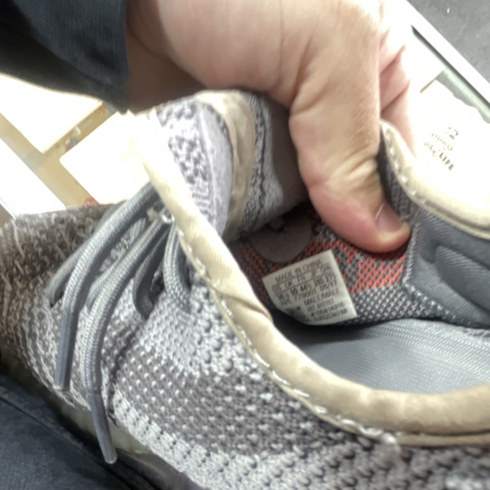 adidas Yeezy Boost 350 V2 Beluga Gray Men's Sneaker Boost Sole Textile Striped thumbnail 6