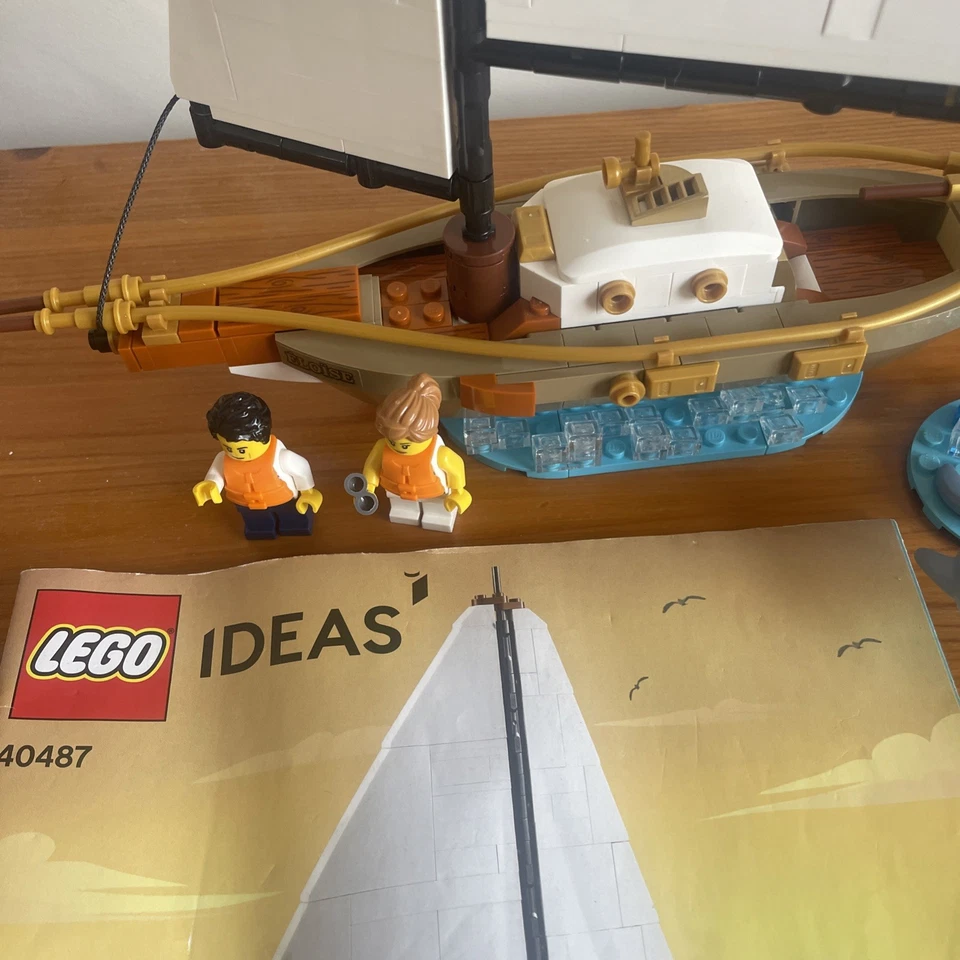 LEGO Ideas 40487 Sailboat Adventure, photo 4 of 5