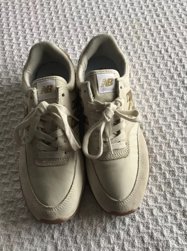 New Balance Comp 100 Womens Shoes Gold 