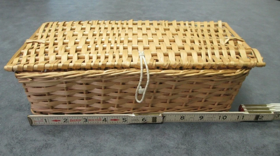 Basket with Lid, Woven Wicker / Rattan Wood Storage Box - Image 3 of 4
