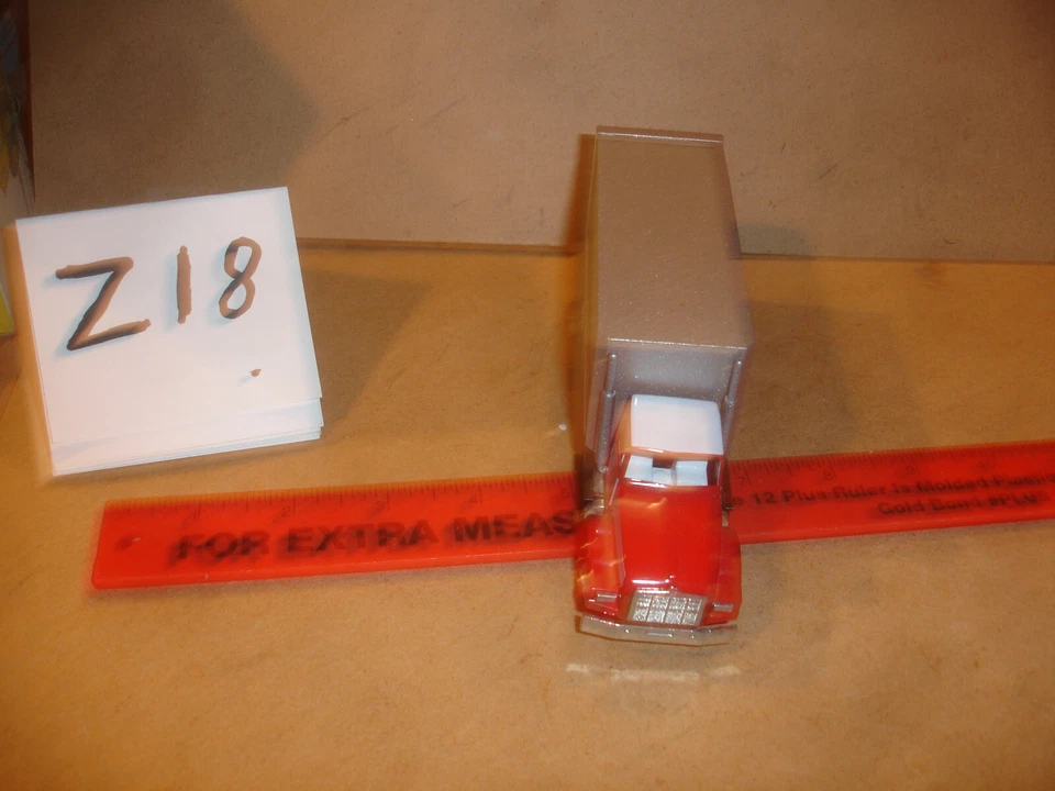 Camión de reparto Winross - Greetings, Inc. Publicidad Pella Iowa Foto 3 de 3