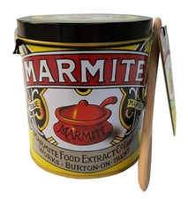 Marmite Vintage Style Storage Gift Tin + Wooden Spoon & Portions (B.B. 09/21)
