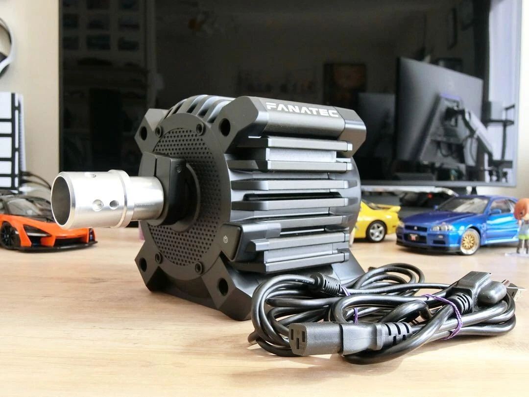 FANATEC DD Pro + Boost Kit 180 (8Nm) For PS5 Very Good Condition
