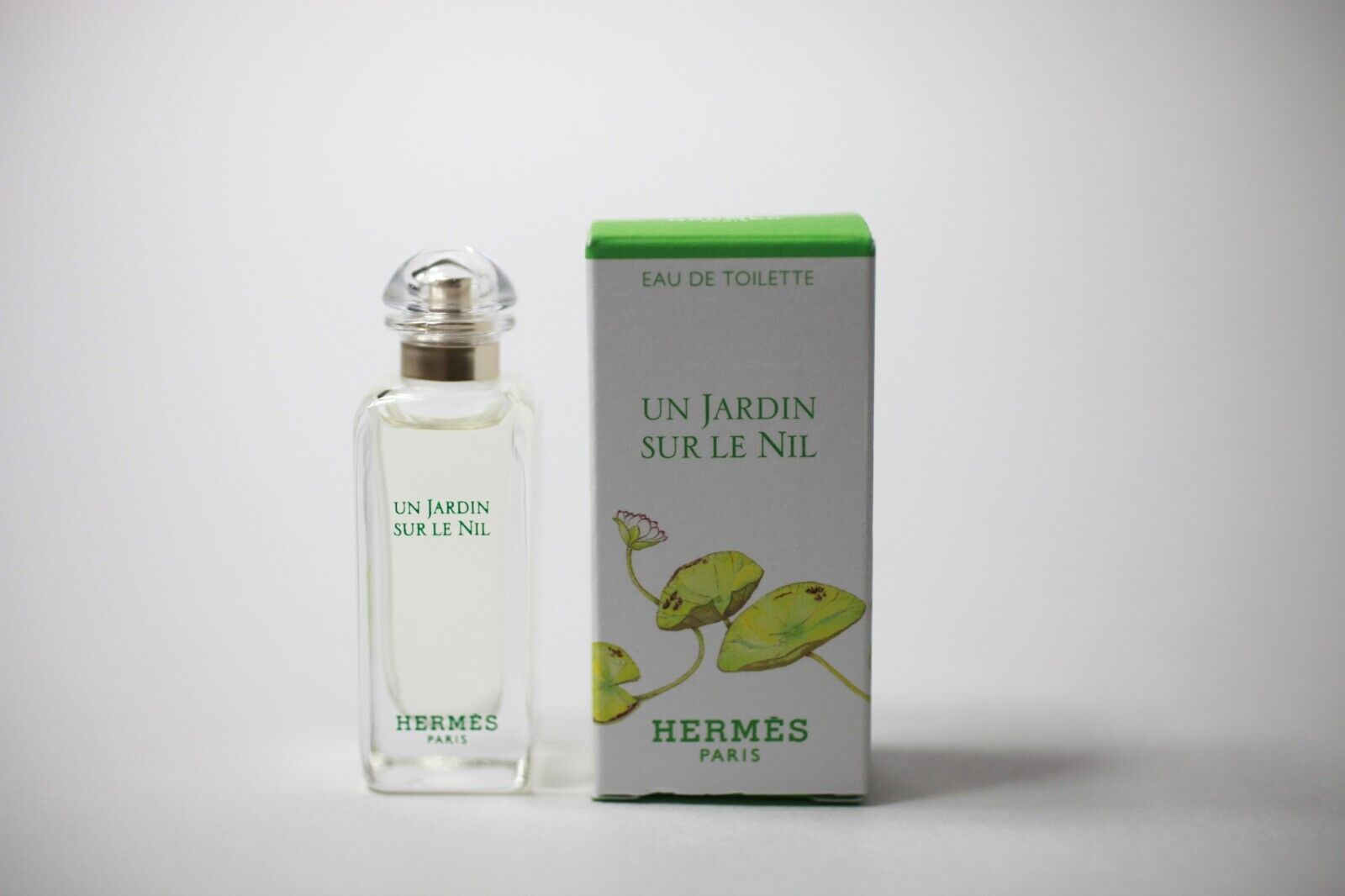 Hermes - un Jardin sur le Nil туалетная вода + лосьон для тела. Un Jardin sur le Nil u EDT 30 ml [m]. Jardin sur le Nil Hermes с запасным флаконом.