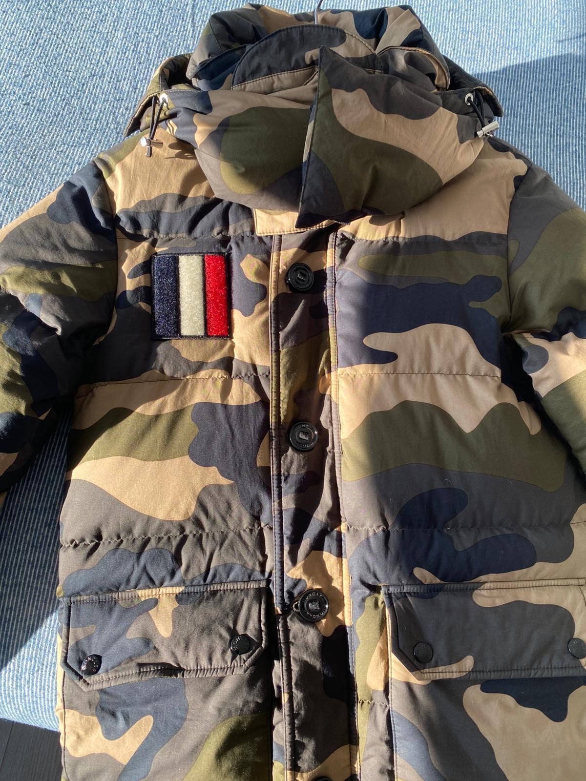 Moncler - Dary Slim-Fit Camouflage-Print Quilted Cotton-Shell Hooded Down Jacket image 2