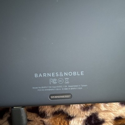 Barnes & Noble Nook BNRV1100 Black Touchscreen eBook Reader Electronic Paper