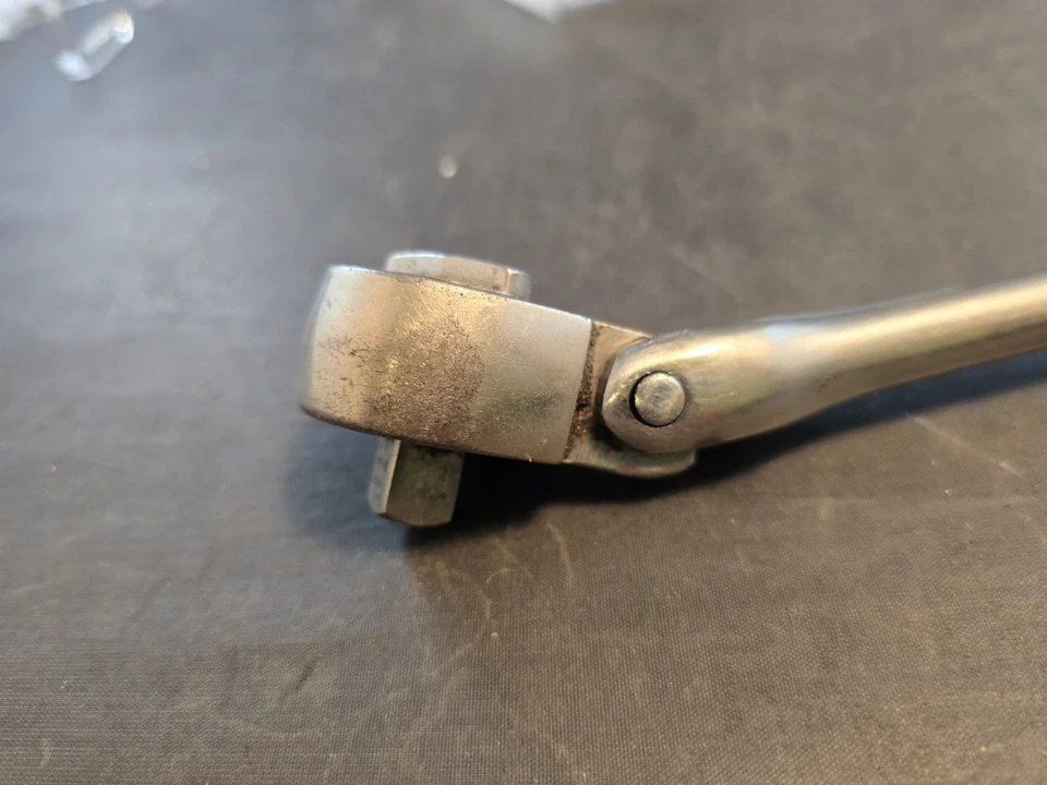 Blackhawk 34935 3/8" Drive Flex Head Ratchet, Made in USA - Image 3 of 4