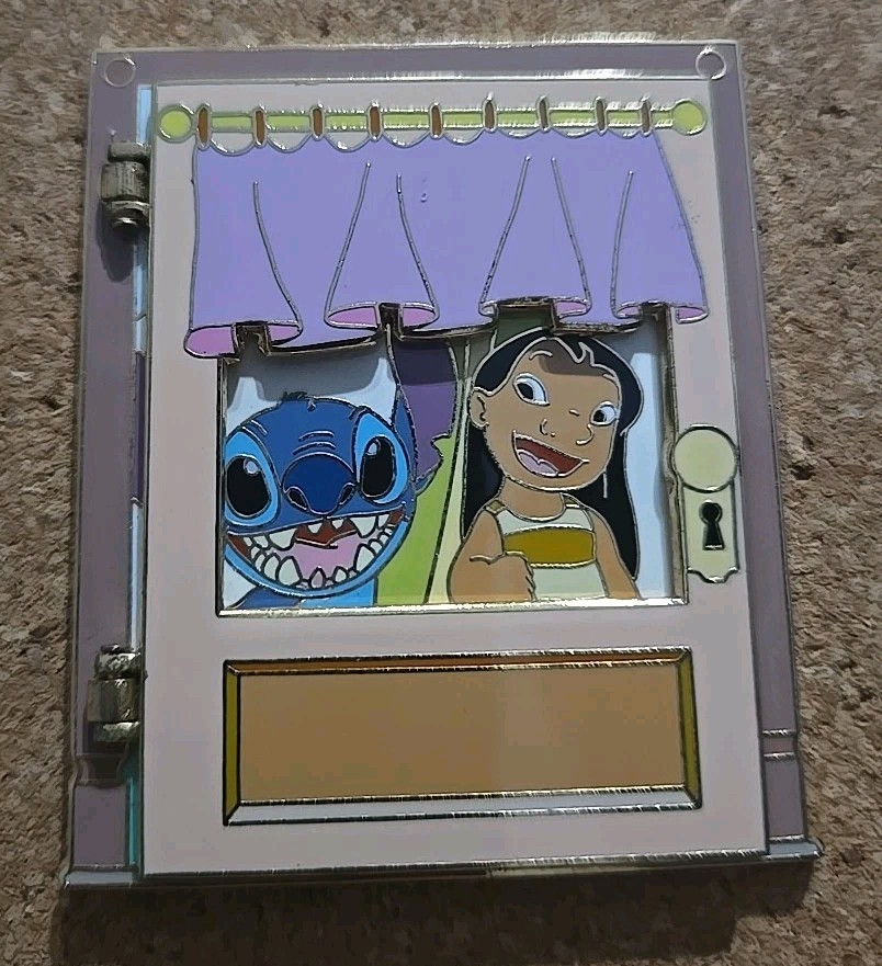 Disney Auctions Hinged Door Pin  Lilo and Stitch LE 100 Pin Surf 