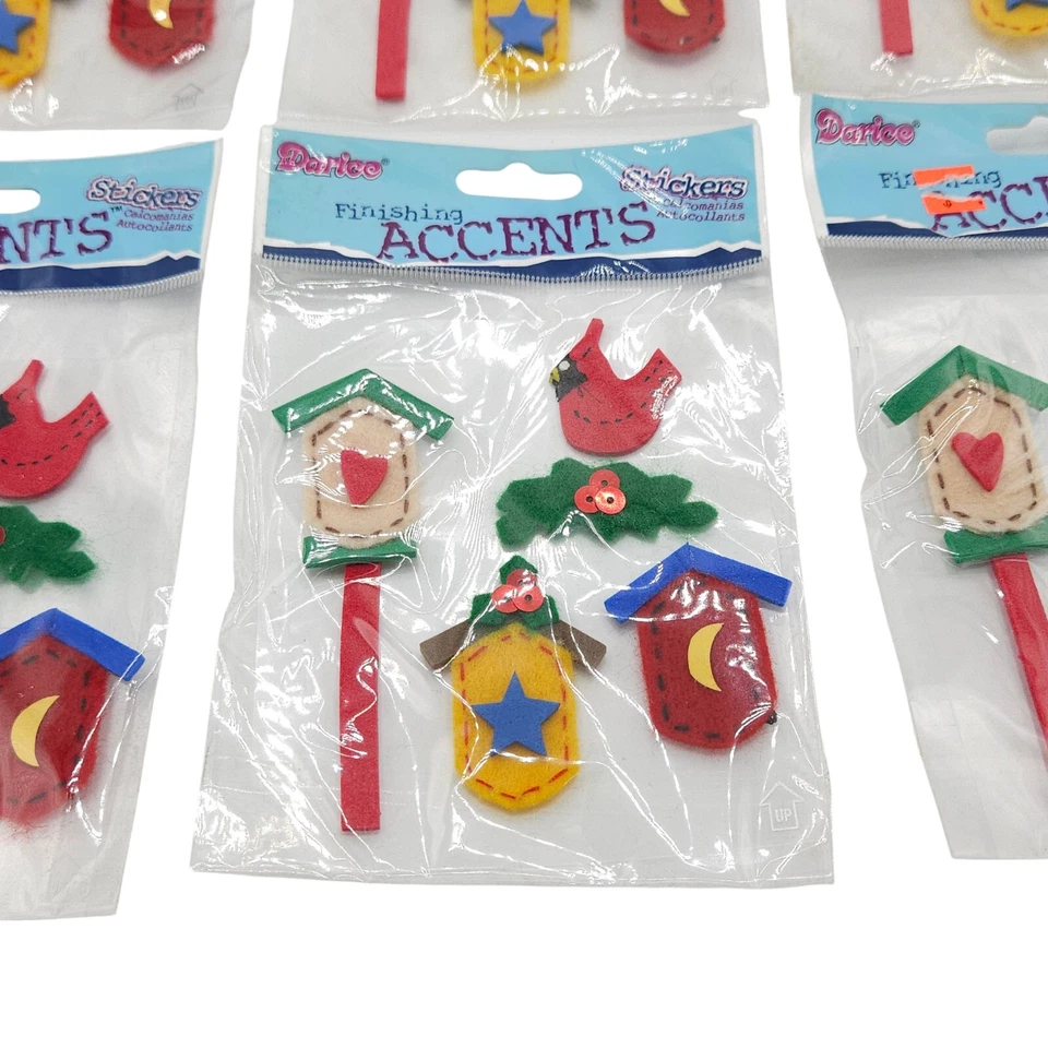 Lote de pegatinas de fieltro de Navidad con detalles de acabado Darice Cardinal Birdhouse Holly Foto 2 de 4