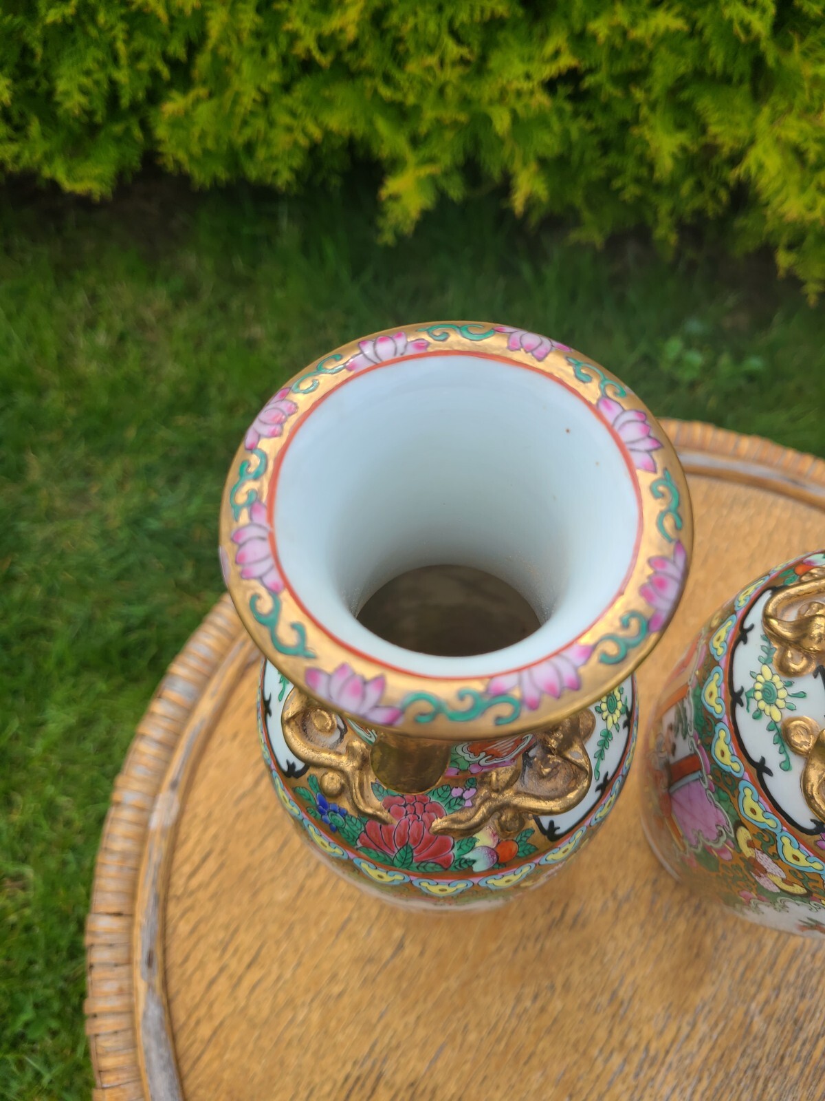 PAIR PORCELAIN BALUSTRADE VASES CHINA CANTON SIGNS BLUE CIRCLE 19TH CENTURY