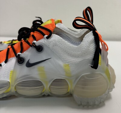 Nike ISPA Link Axis Flyknit Sz 3XS (Mens 6-7) White Orange Black