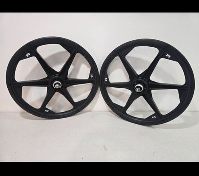 NOS GT Performer Tomahawk Mag Wheels 20