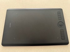 Wacom PTH660 Intuos Pro Digital Graphic Drawing Tablet for Mac or PC, Medium