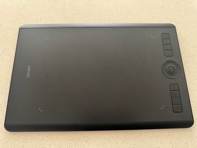 Wacom PTH660 Intuos Pro Digital Graphic Drawing Tablet for Mac or PC, Medium