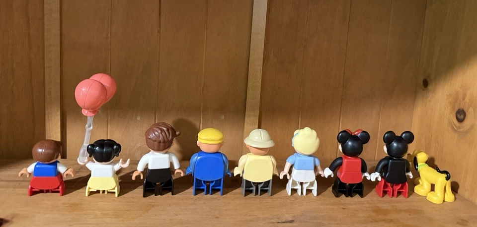 Vintage & Modern LEGO Duplo Figures Lot Disney Mickey Minnie Animals People - Image 4 of 4