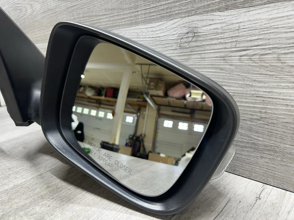 2009-2013 Volvo XC60 Power Door Mirror Passenger RH BLIS Power Fold Camera (14)) - Image 2 of 4
