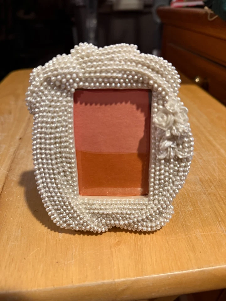 MINI Marco de Fotos de Boda de Novia Perla Blanca SOPORTA 1.5" X 2.5" Foto 2 de 3