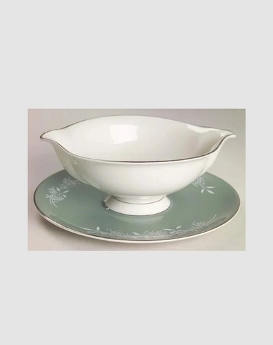 Syracuse China USA Candlelight Gravy Boat with Attached Underplate Platinum Trim - 第 1/15 張圖片