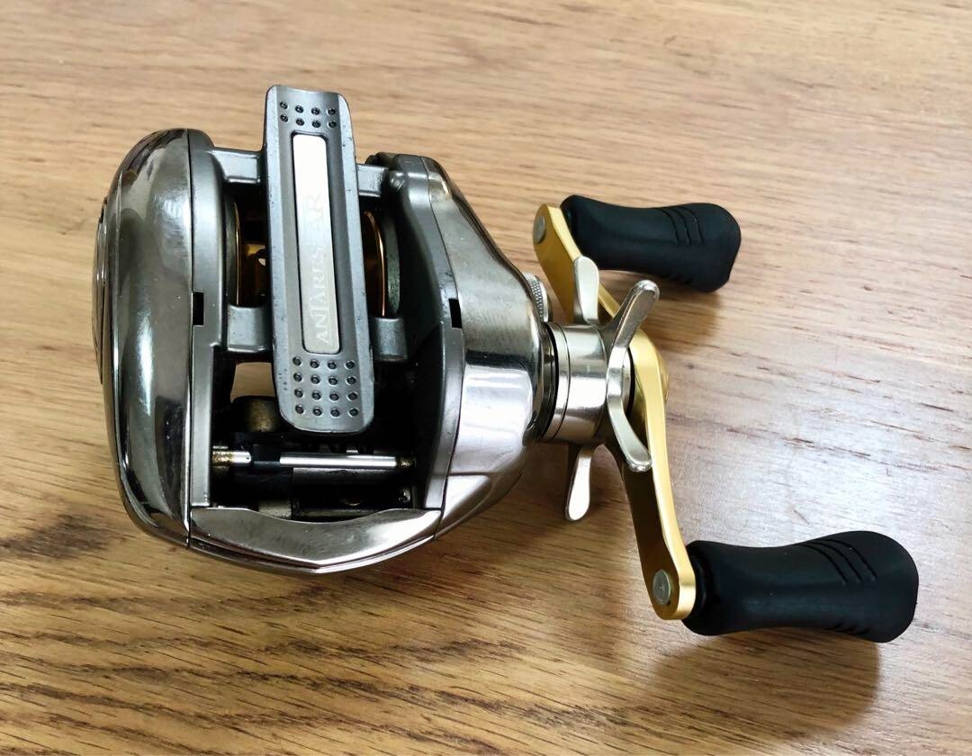 Shimano Antares AR right hand drive Bait reel from Japan