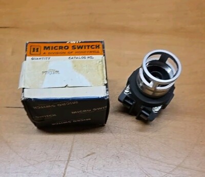 NEW Microswitch Pushbutton Assy, PTH3101 No LENS Or Lamp BIN44 | eBay