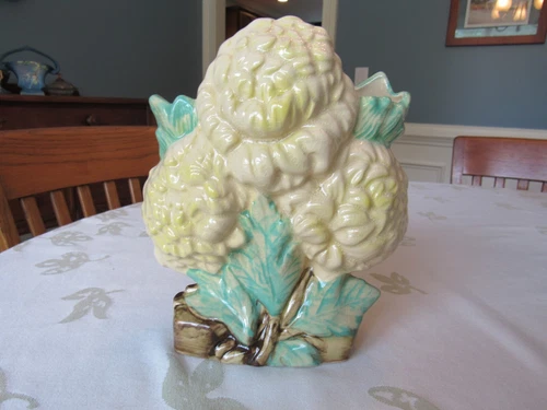 VINTAGE MCCOY YELLOW AND GREEN CHRYSANTHEMUM PLANTER