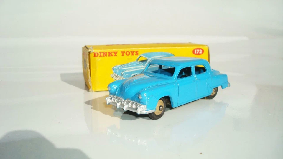 DINKY TOYS 172 STUDEBAKER LAND CRUISER BLUE BOXED  MINT CONDITION - Image 2 of 4