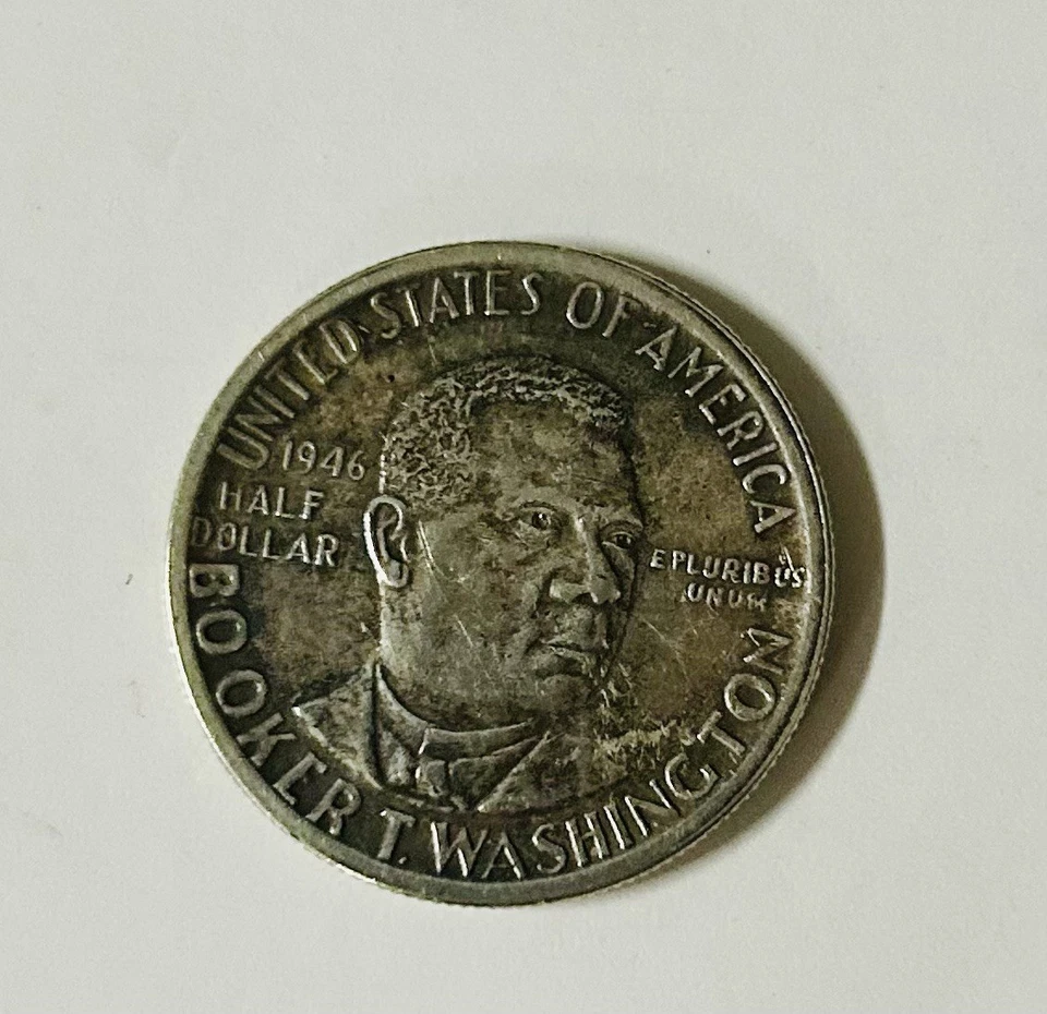 Two Booker T. Washington Commemorative Half Dollars 1946 & 1950 Very Good Cond. - Image 4 of 4