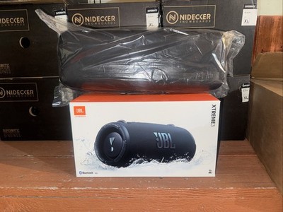 JBL Xtreme 3 Bluetooth Speaker - Black / With Divvi Protective Hardshell Case  