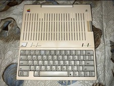 VINTAGE Apple IIc Computer w/ALPS Keyboard Original IIc Power Supply