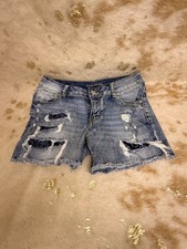Maurices Women  s Distressed Raw Hem Denim Shorts Blue Stretch Cutoff Sz 1/2
