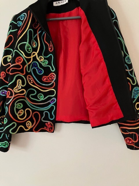 WOMAN'S SEQUINED JACKET - image 6