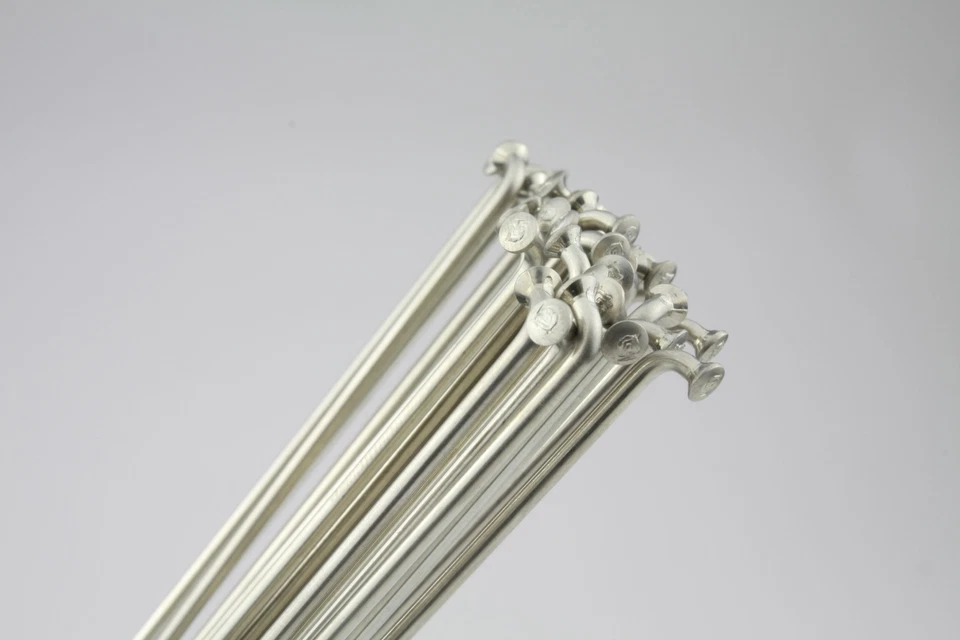 DT Swiss Speichen Competition / J-Bend 20 Stück silber