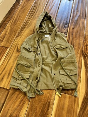 Girl s green hooded vest. Size xl fits like a size 6