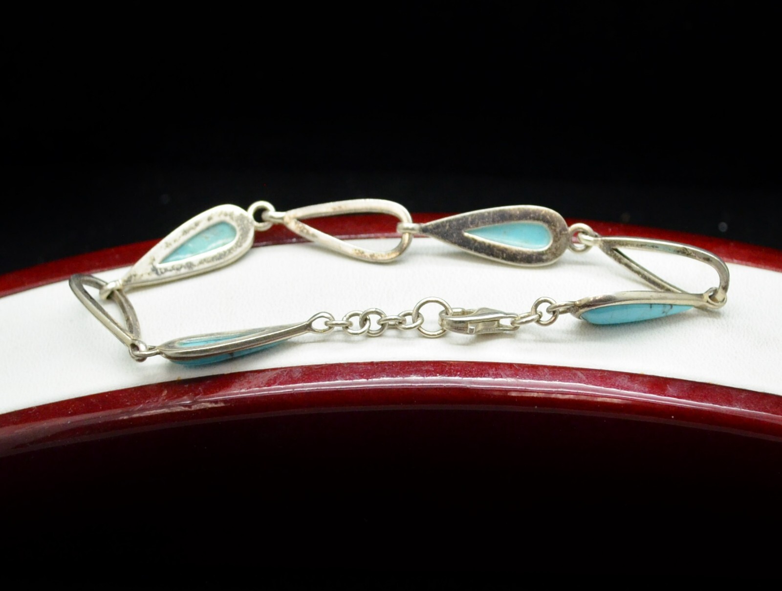 Sterling Silver Pretty Teardrop Patterned Bracele… - image 3