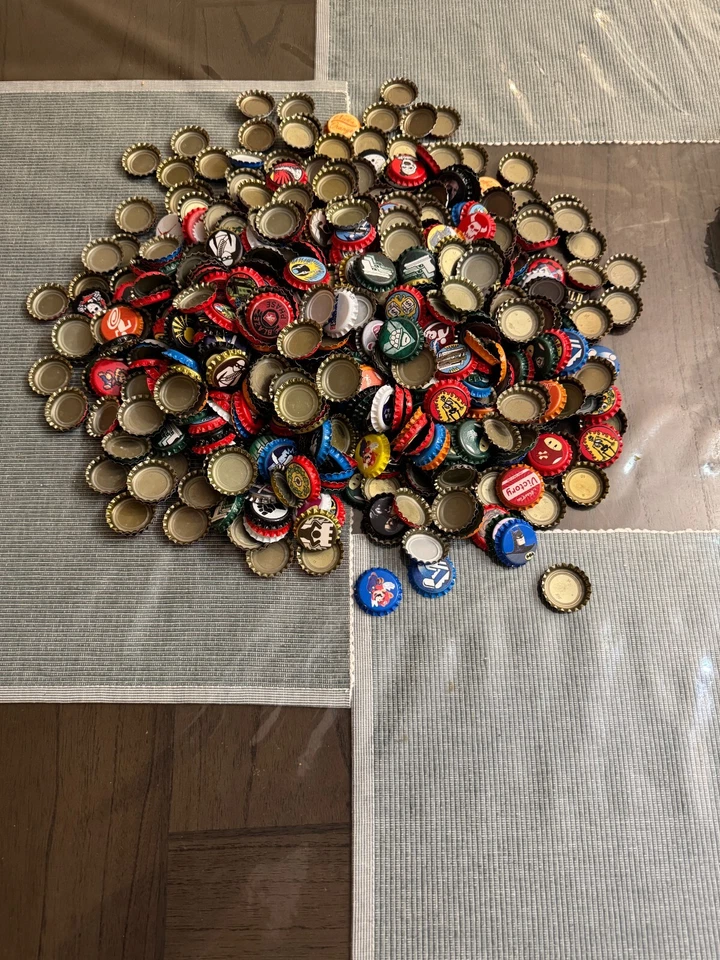 Bottle Cap lot of 50 random caps - Image 3 of 4