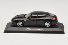 WAP0203900E Porsche Panamera Black Metallic Minichamps 1/43