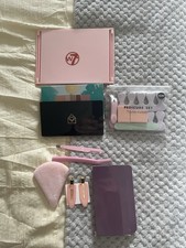 Beauty Bundle New Makeup Palette Mirror Pedicure Set Accessories Pink Gift Set