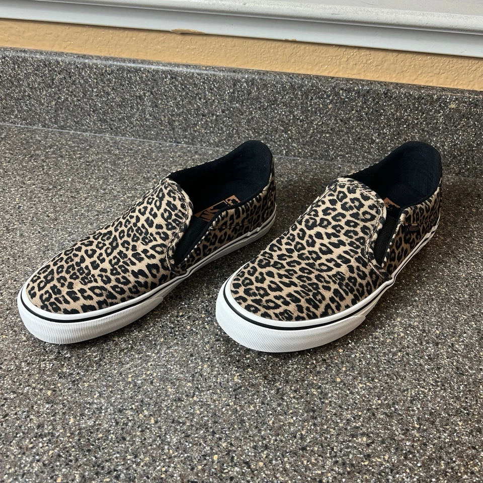 Vans Deluxe Comfort Classic Slip On Skater Shoes Cheetah Print Women's 8 Sneaker - Image 2 of 4