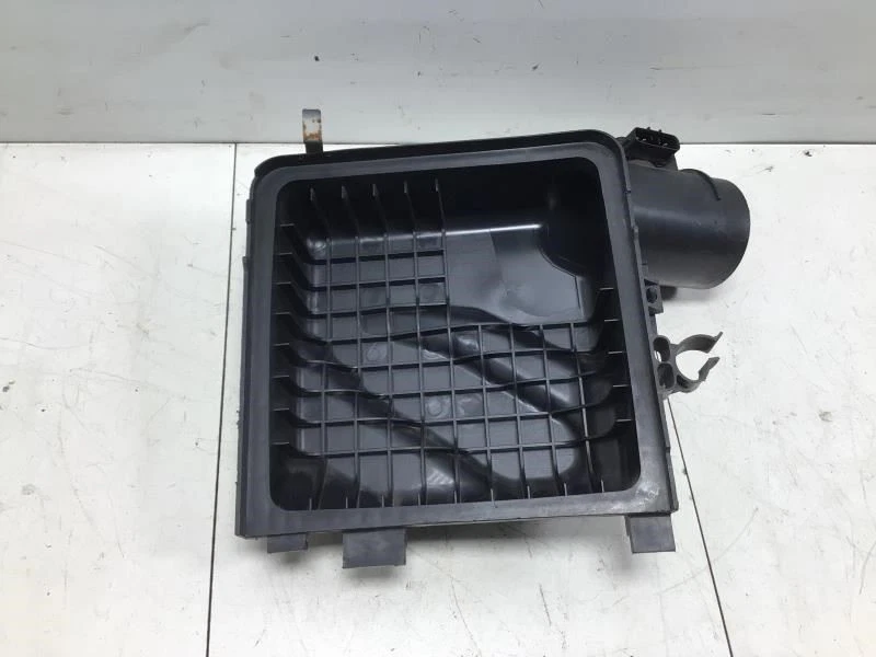 2009 SUBARU TRIBECA AIR FILTER BOX UPPER OEM+ - Image 4 of 4