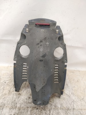 HECKVERKLEIDUNG UNTEN FÜR BETA EIKON 125 - 150 AB 2002 (E50210)