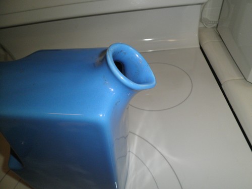 Blue Oxford Ware refrigerator water pitcher and lid - Picture 2 of 8