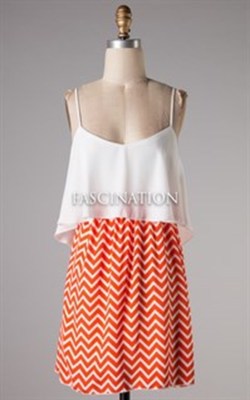 Robe De Jeu Chevron à Volants Orange - Taille S - Marque Fascination - Neuve Sans étiquettes