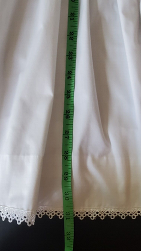 VTG Size 4/5? Handmade White Dress w/Cotton Eyelet Lace Trim on Arms/Bottom - Picture 13 of 23