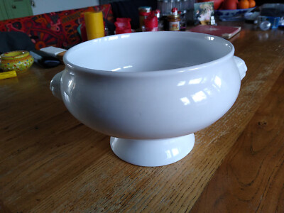 große  Schüsssel Soupiere weiß shabby chic BODUM mit Löwenköpfen