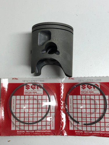 NOS OEM Suzuki Original Piston and 2 Genuine Rings P/N 12101-37851 NEW - Picture 2 of 4