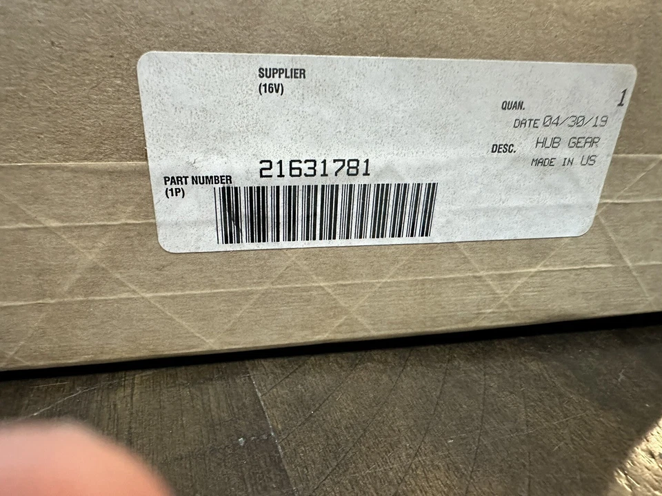 正品沃尔沃 Mack 轮毂齿轮 21631781 — 第 3/4 张图片