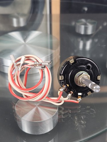 Pioneer HPM-100 (200W Version) Tone Control Potentiometer SCS-017-B (Red)