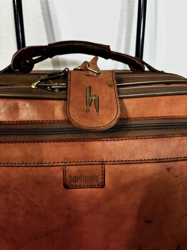 Hartmann Limited Edition Tan Belting Leather Carry On Rare Luggage On Wheels 22" - Picture 2 of 12