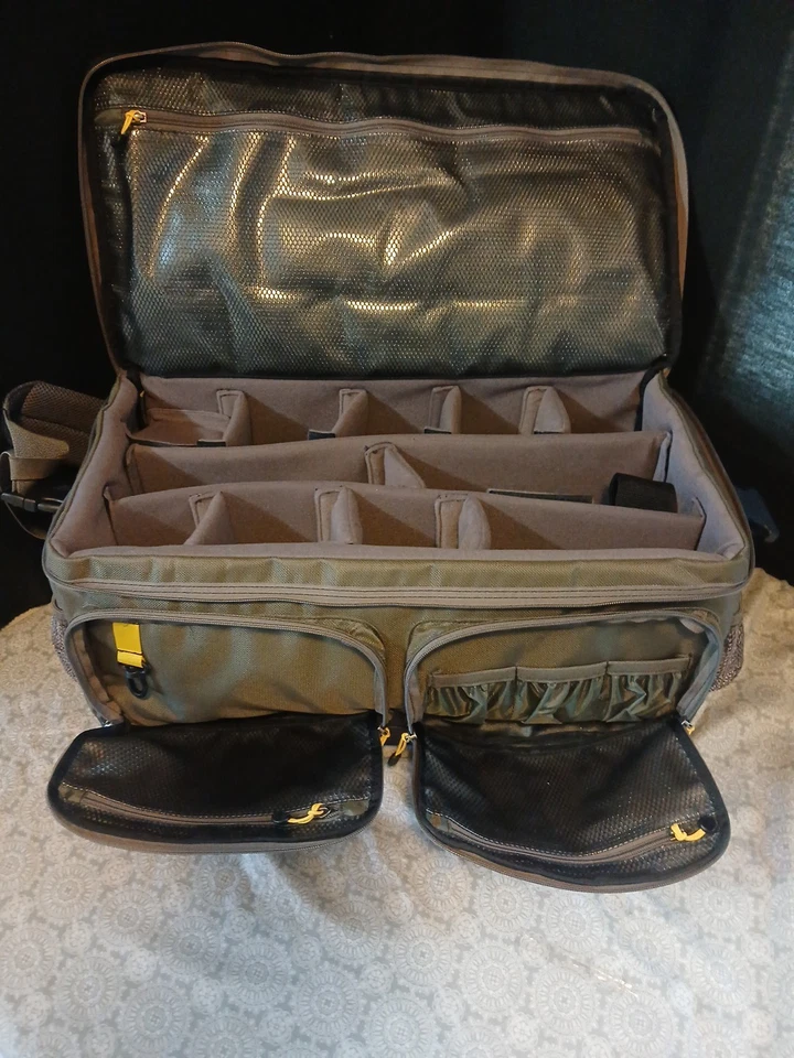 Bolsa para cámara Mountainsmith Heritage negra, lona, bolsa de cañón, Go Pro, equipaje Foto 2 de 4