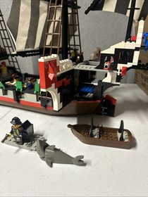 Lego 6286 Skull&rsquo;s Eye Schooner With Instructions 99% Complete